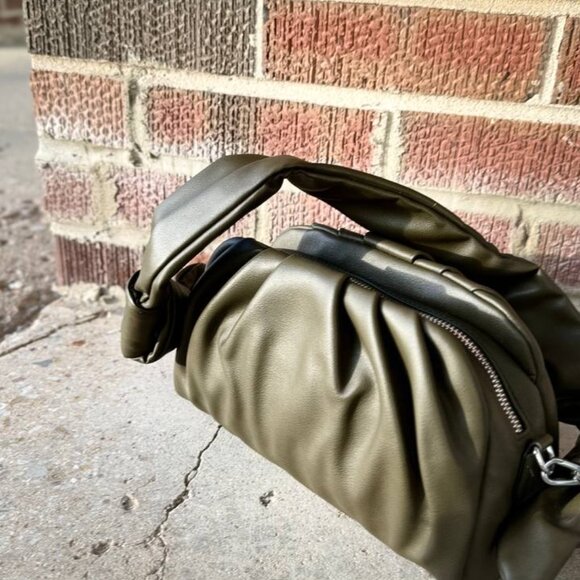 Luxe Knot Bag - Picture 4 of 11